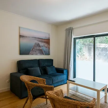 The Central With Parking Garage Apartment *